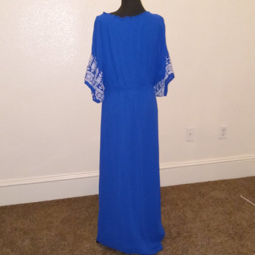 Bright blue sheer embroidered maxi dress - Picture 4 of 14